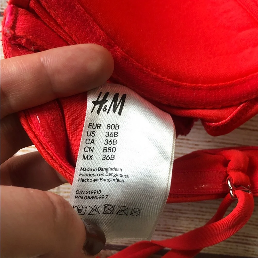 H&M Bold Red Bikini Top‎